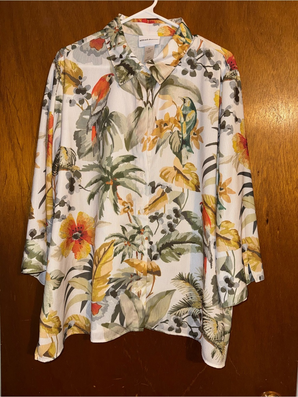 Alfred Dunner White Tropical Parrot & Floral Button-Front Tunic